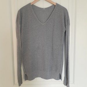 Lululemon The Sweater Life in Heathered Medium Gray Size 8